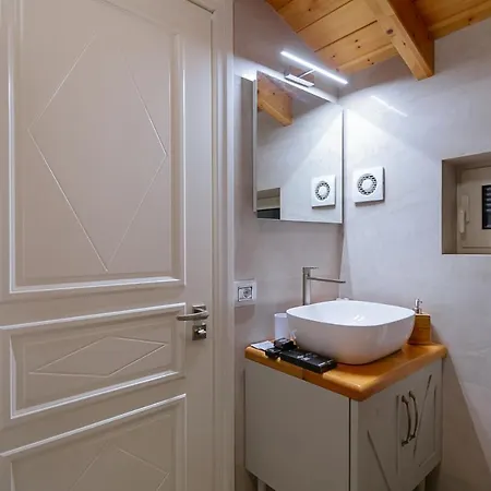 Ξενοδοχείο Ester