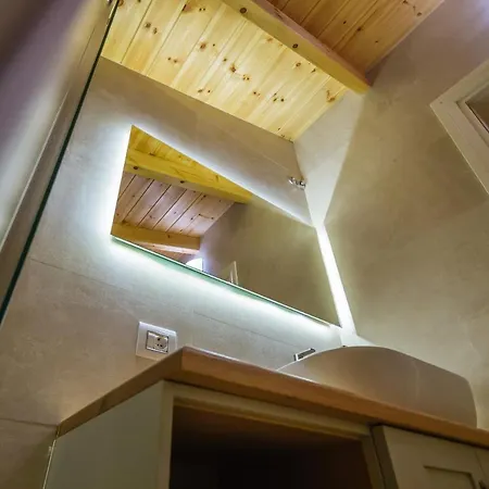 Ester Ξενοδοχείο Κορυτσά