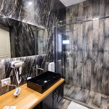 Szálloda Ester Korça