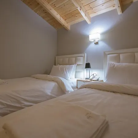 Hotel Ester