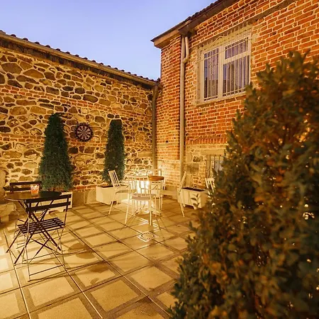 Ester Hotel 4*