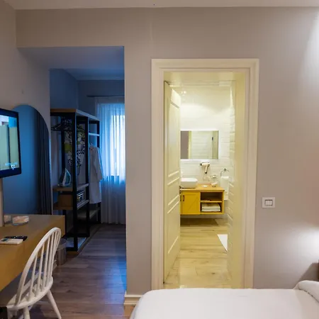 Ester Hotel Korce