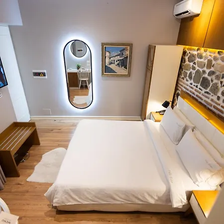 Ester Hotel 4*